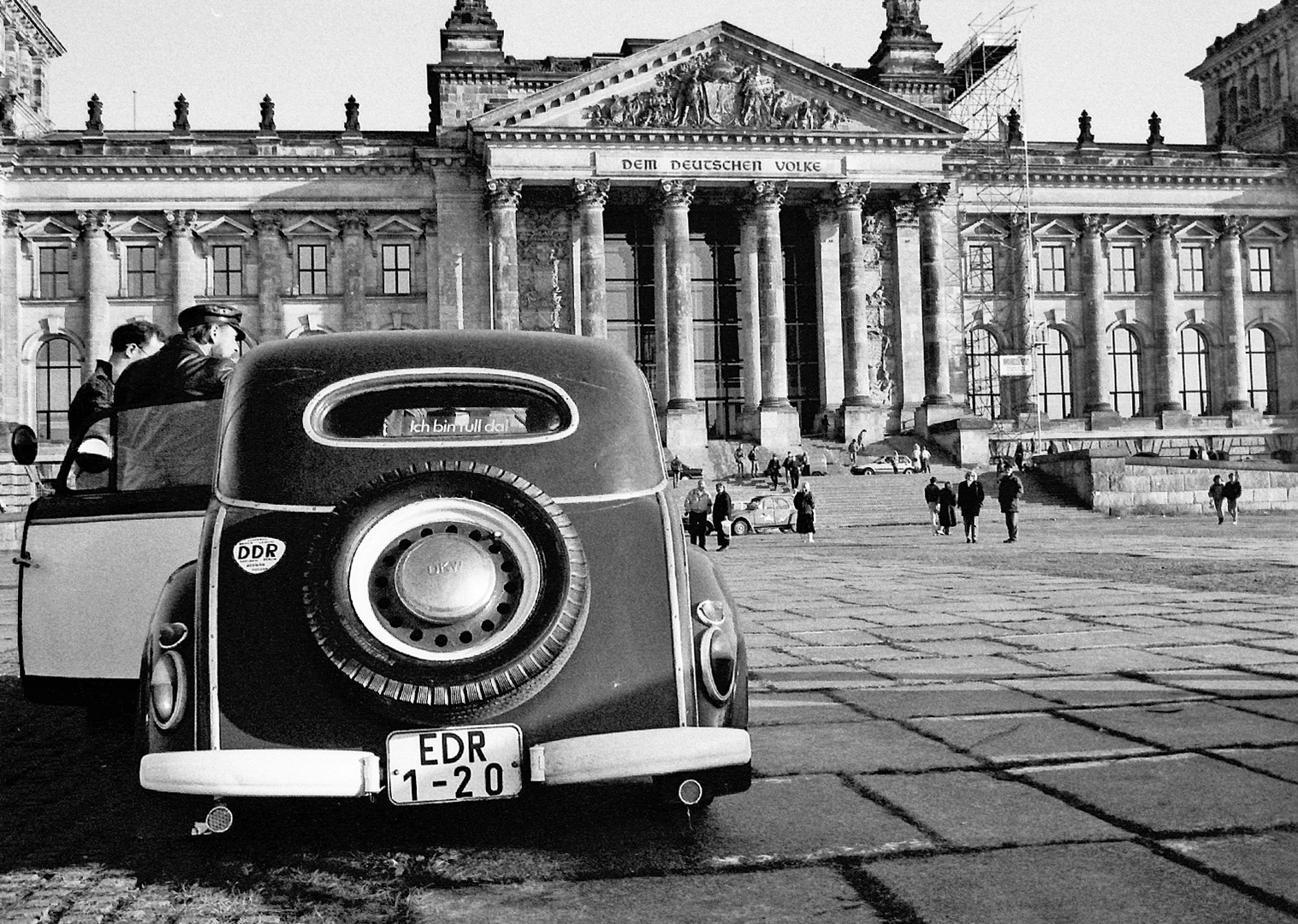 Das erste Mal vorm Reichstag!