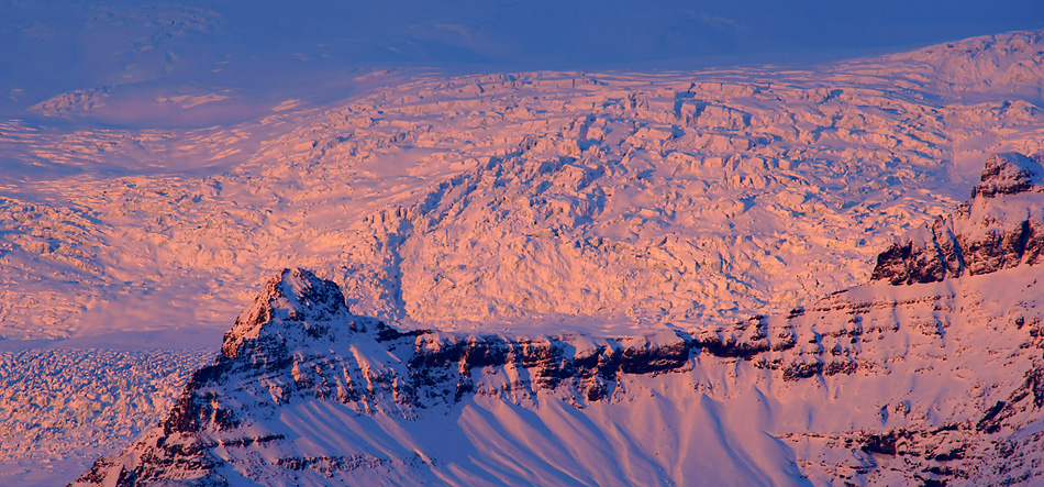 Das erste Sonnenlicht über der Eiswelt / Impression Workshop Island Winter 2009