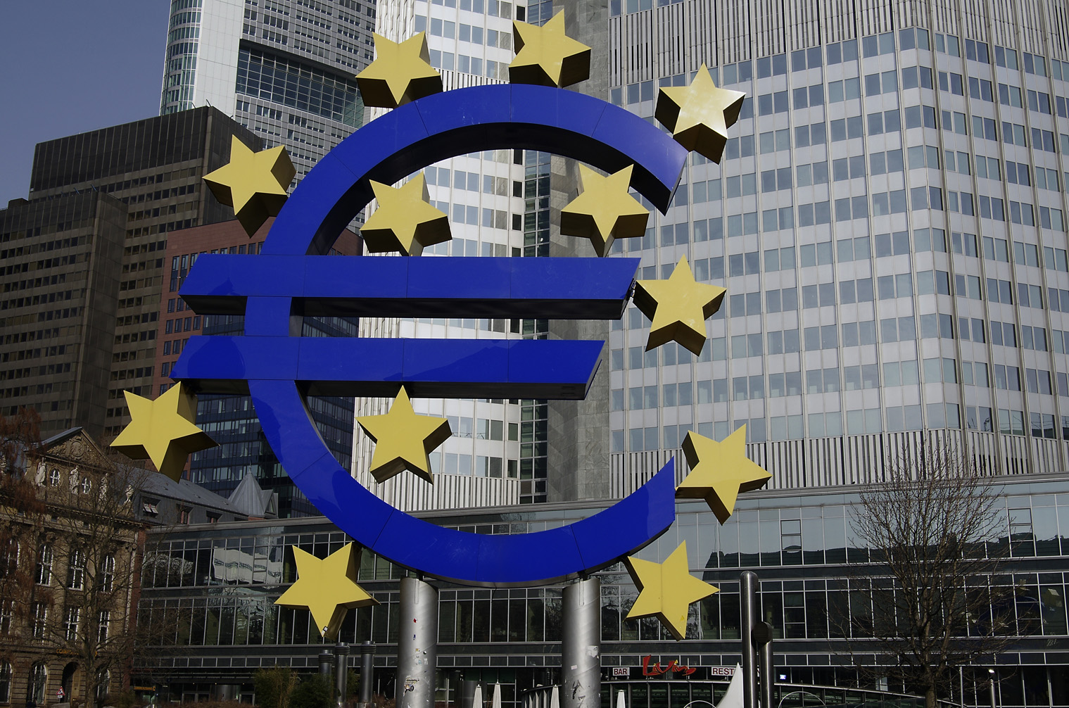Das Eurozeichen in Frankfurt
