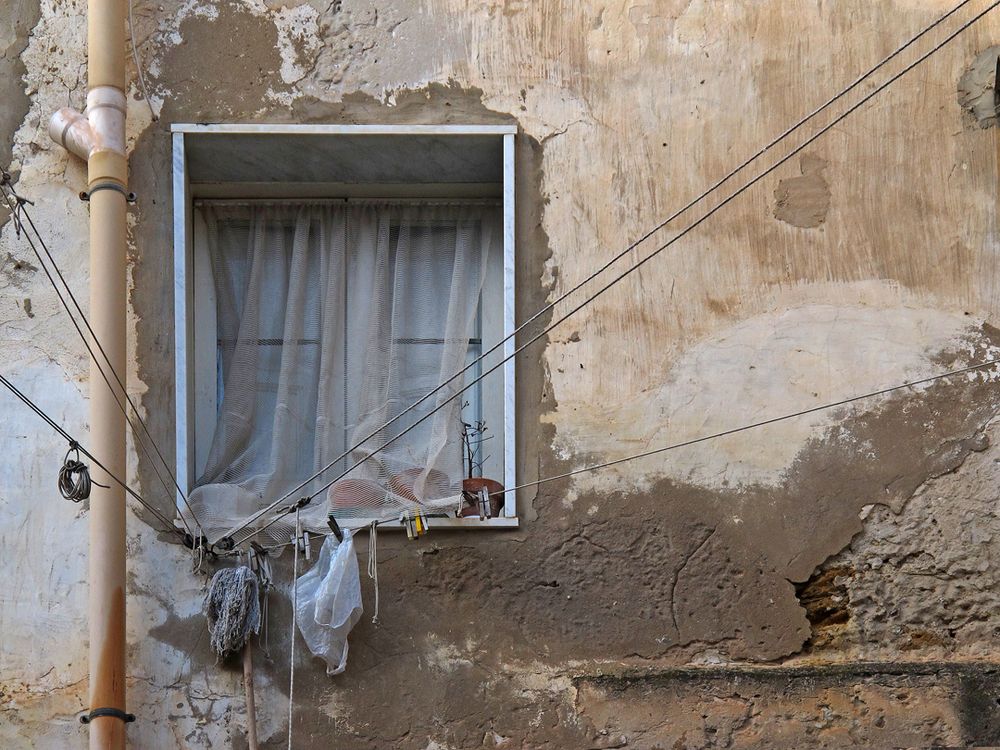 Das Fenster zum Hof / La finestra al cortile