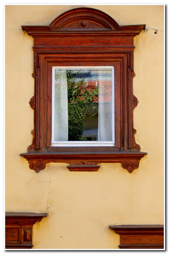 Das Fenster zum Hof...Lohr am Main...