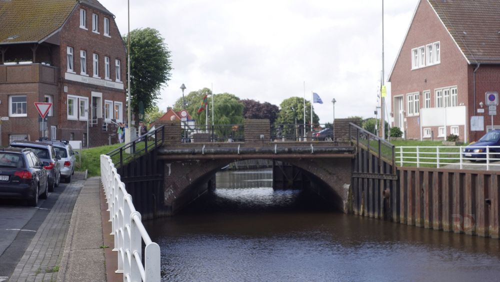 Das Fluttor des Museumshafens von Carolinensiel