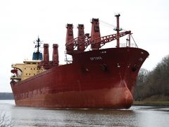 Das Frachtschiff OPTIMA auf dem Nord-Ostsee-Kanal