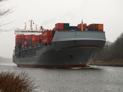 Das Frachtschiff THETIS auf dem Nord-Ostsee-Kanal