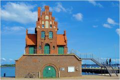 Das frühere Lotsenhaus am Stralsunder Hafen