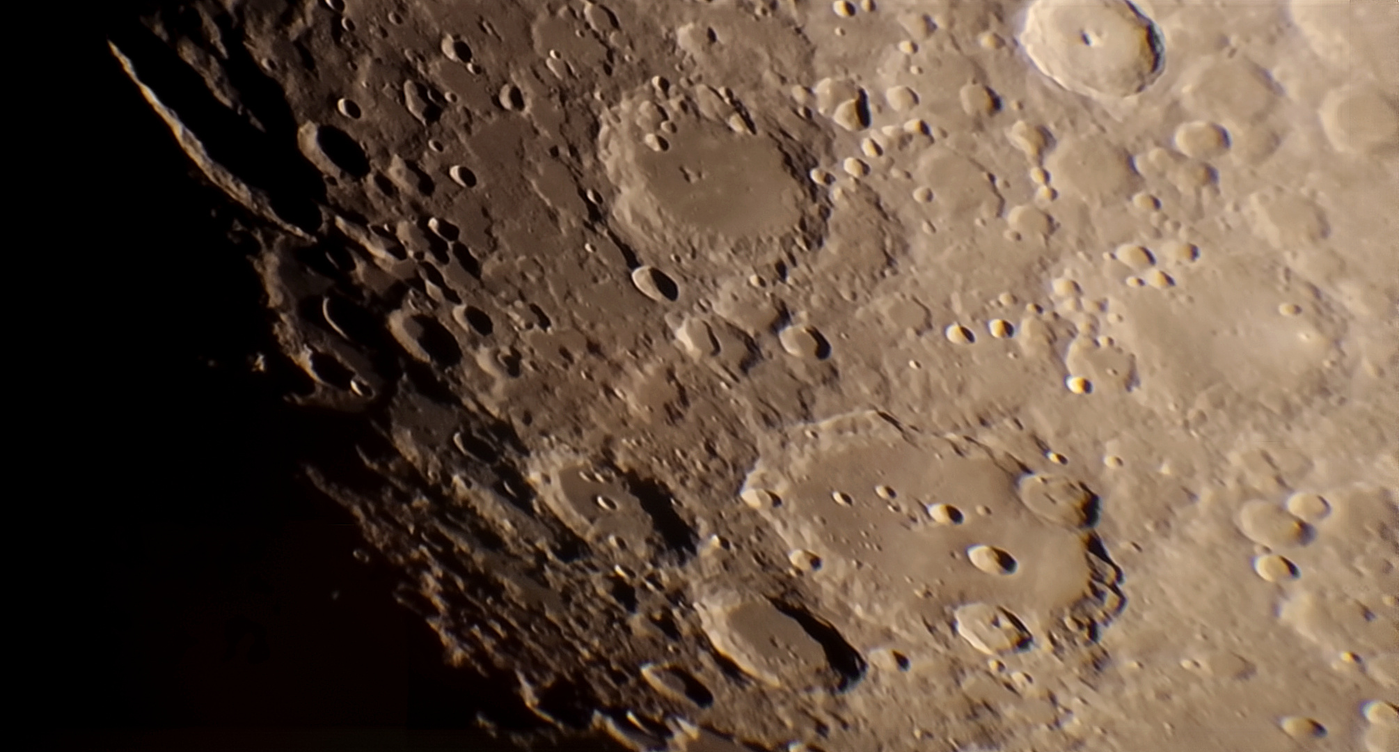 Das Gebiet um Clavius und Longomontanus