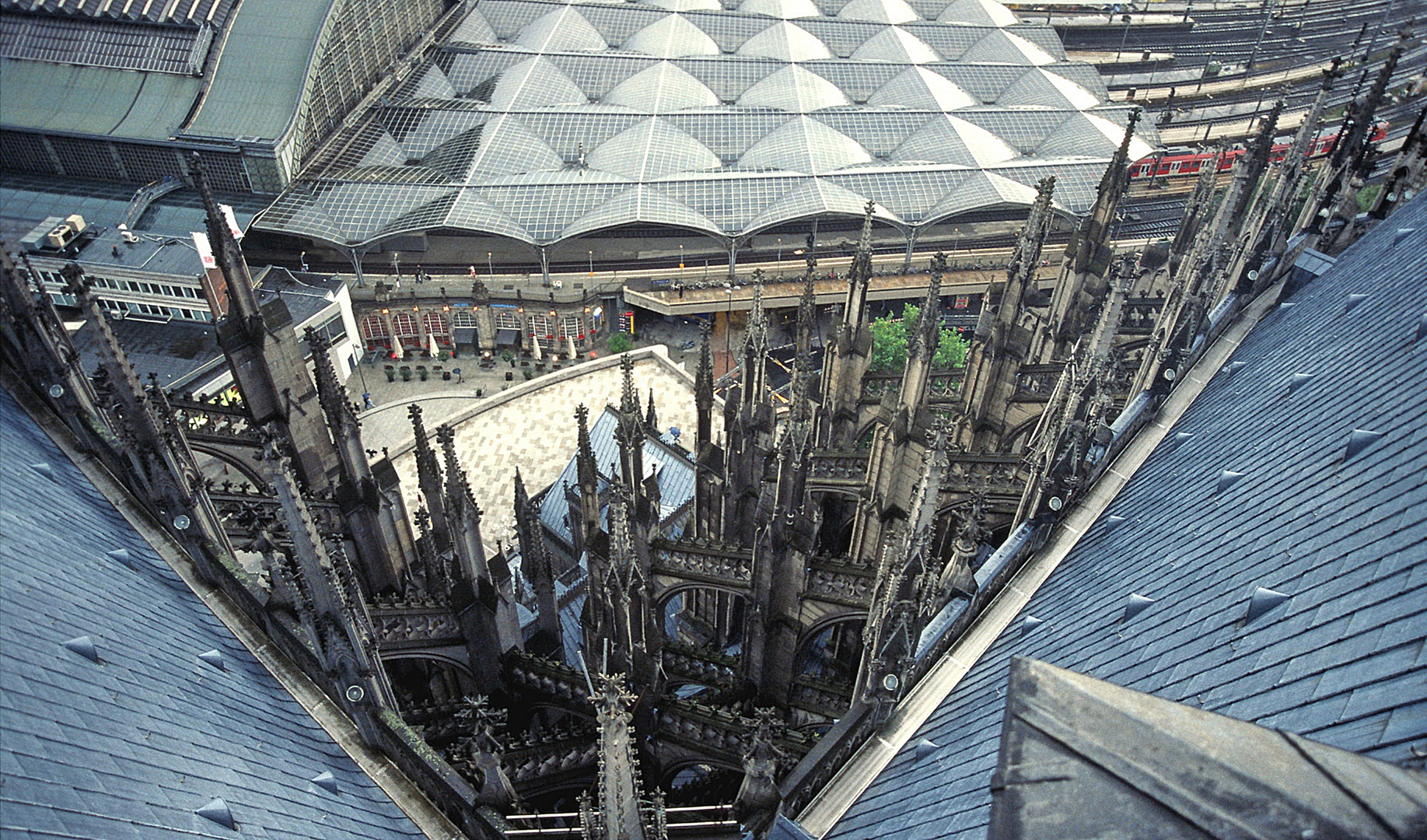 Das "Gebirge" des Kölner Dom ..