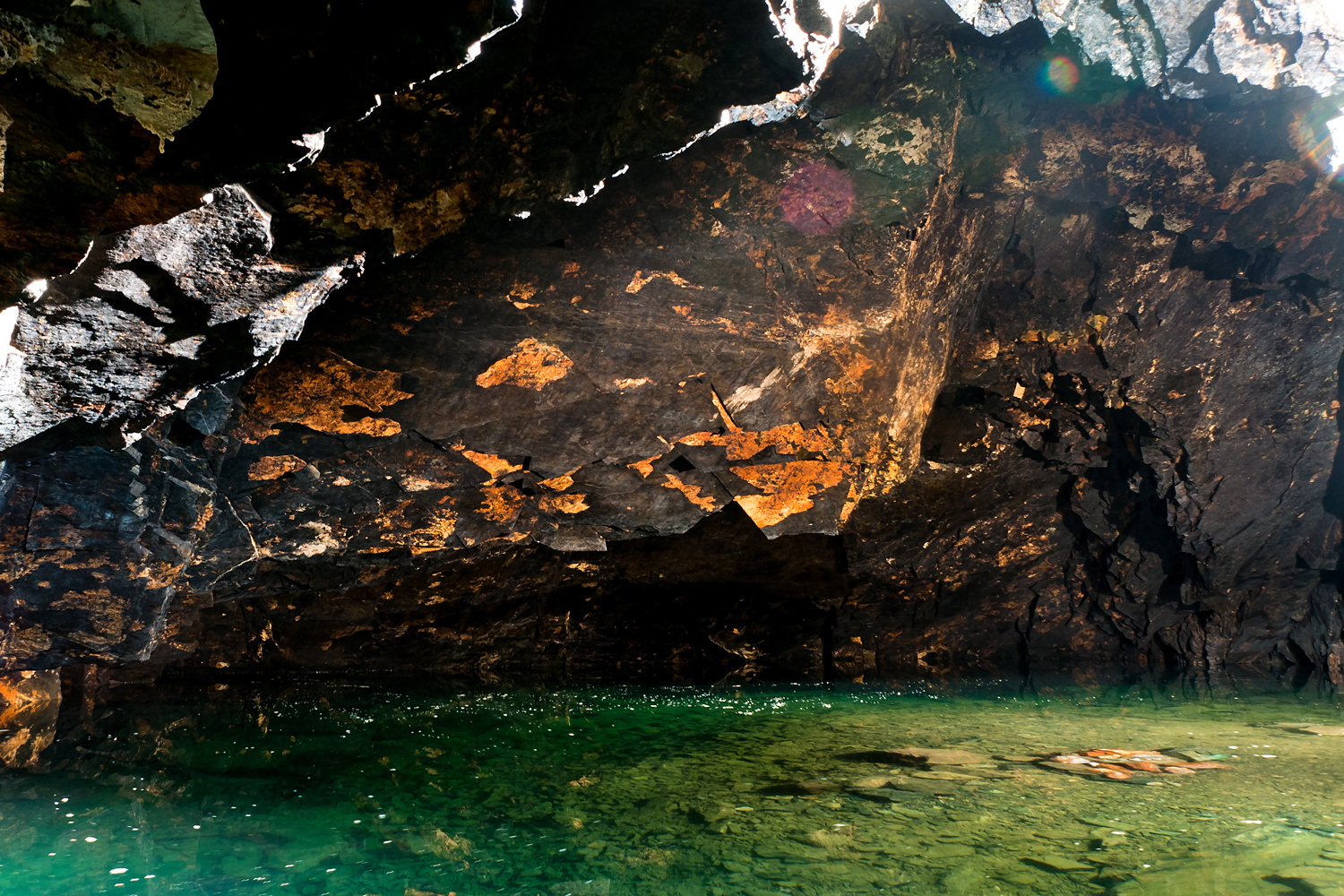 Das Geheimnis der Höhle