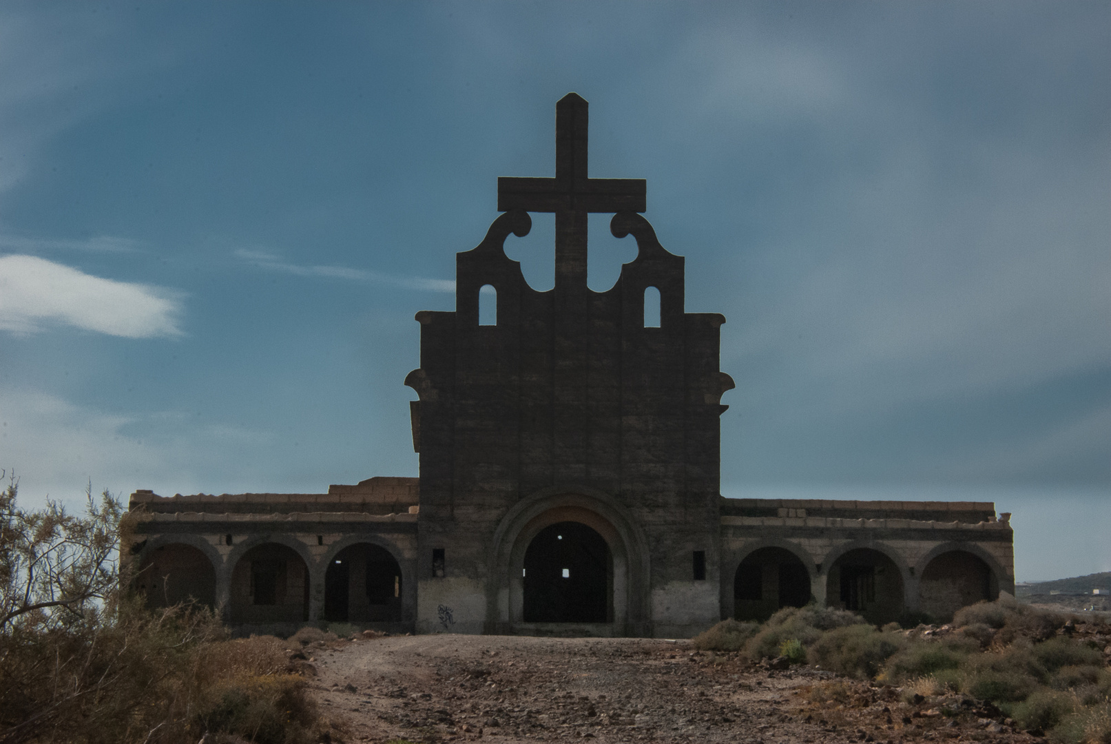 Das Geisterhaus / Isabell Allende Foto & Bild marodes, verlassen, abandoned Bilder auf
