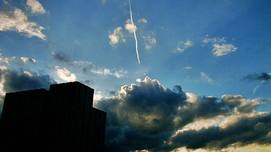 Das Gesicht in den Wolken