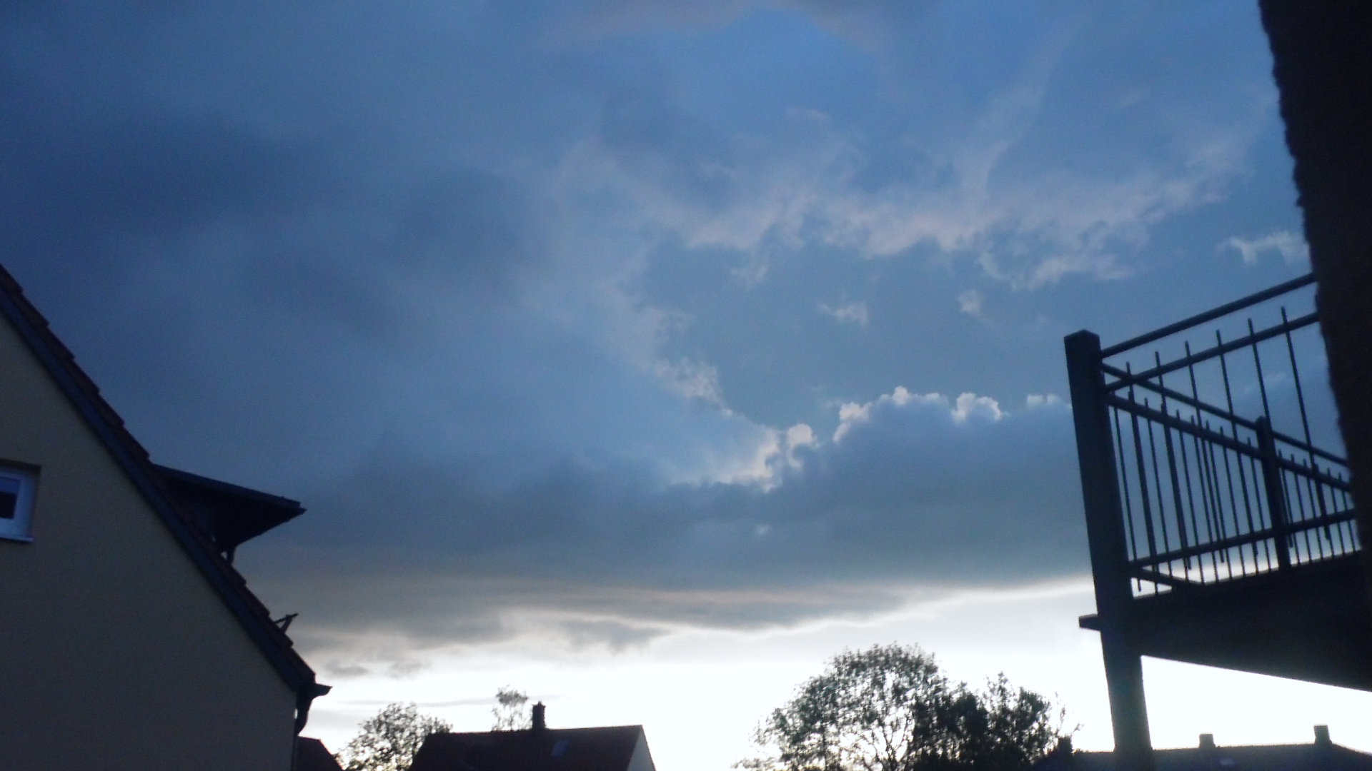 Das Gewitter in Dachau kommt