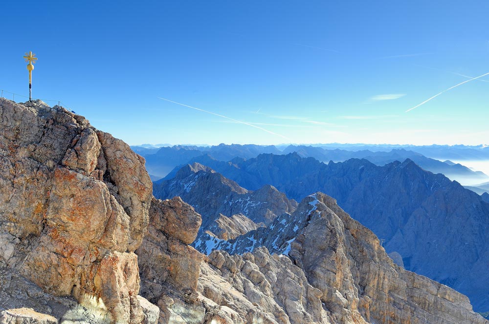 Das Gipfelkreuz auf der Zugspitze