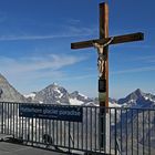 Das Gipfelkreuz auf einem Berg soll jeden zum "innehalten"  auffordern...