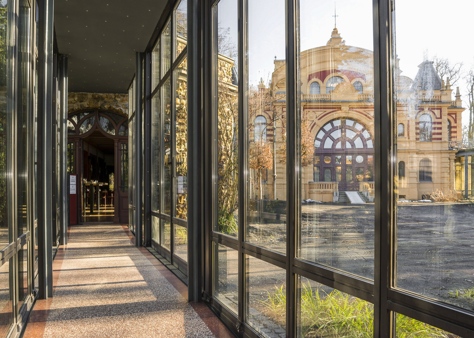 Das 'gläserne' Parktheater