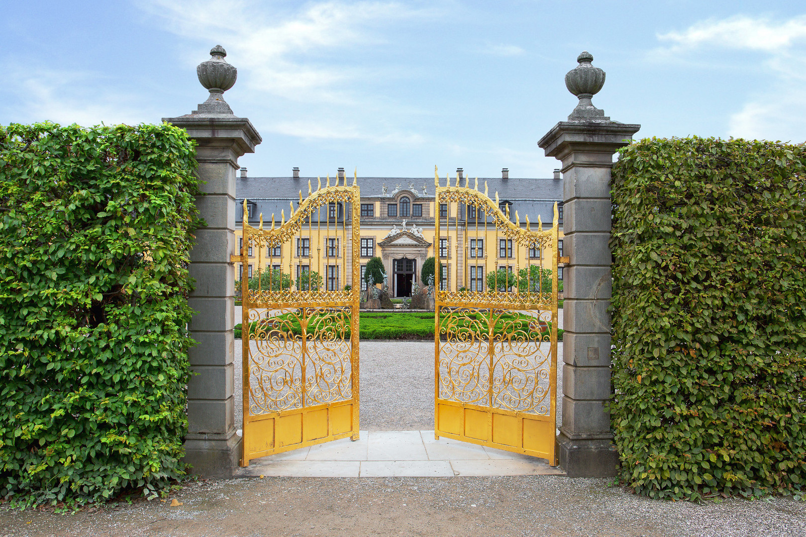 Das Goldene Tor der Herrenhäuser Gärten Ein Glanzstück barocker Pracht
