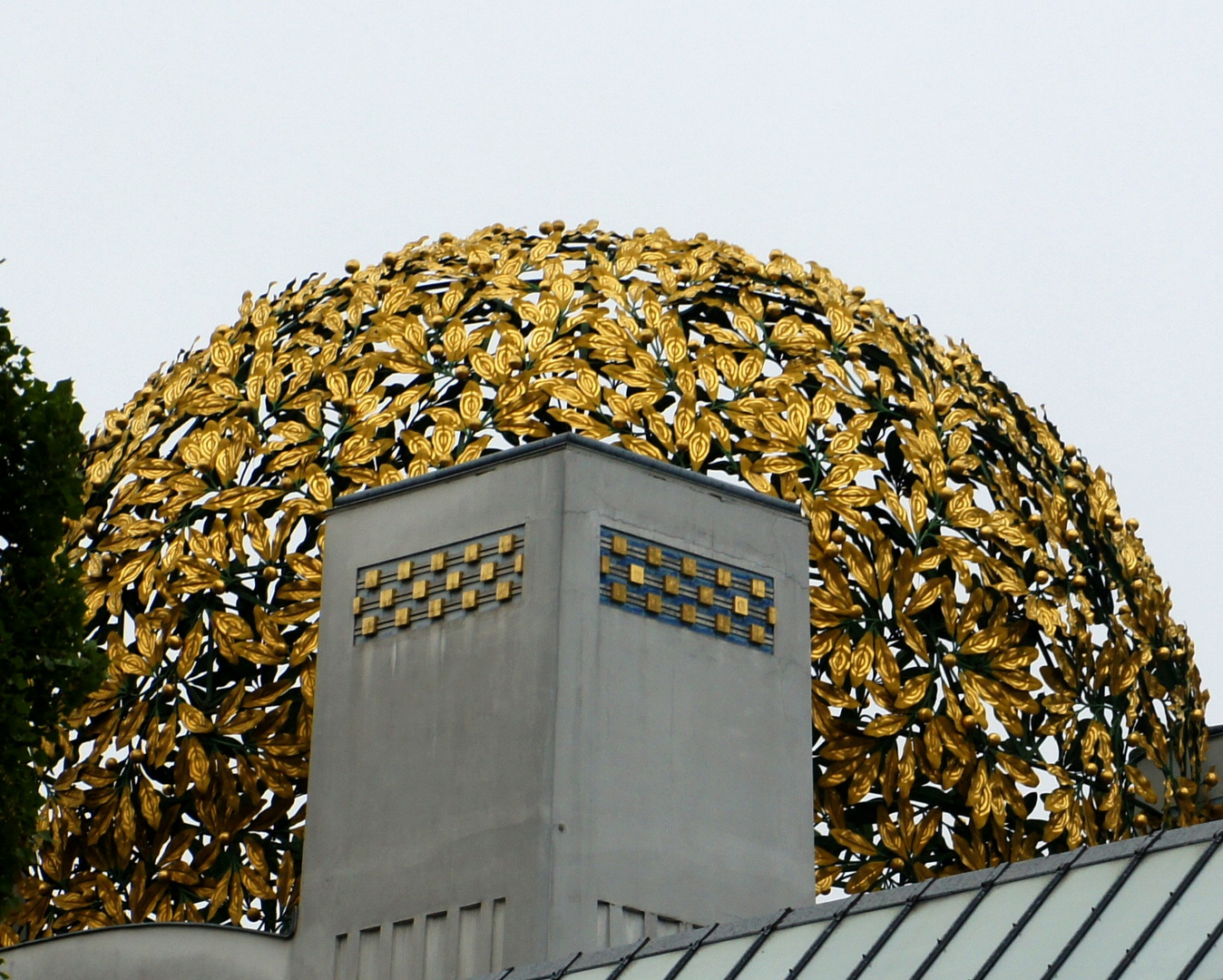 Das goldenen Blütendach 