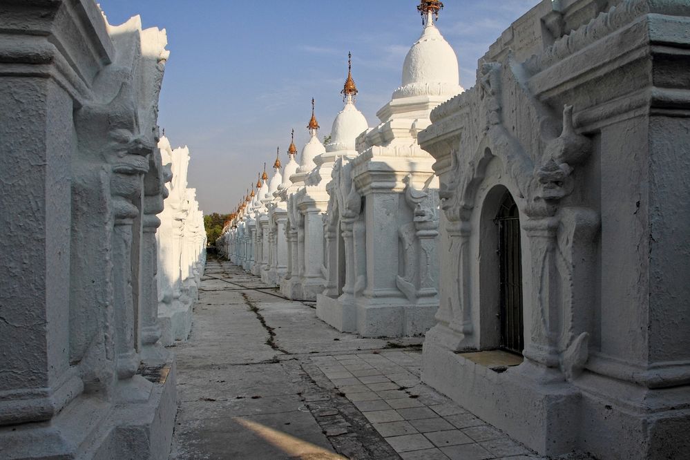 Das größte Buch der Welt... Foto & Bild | asia, myanmar ...