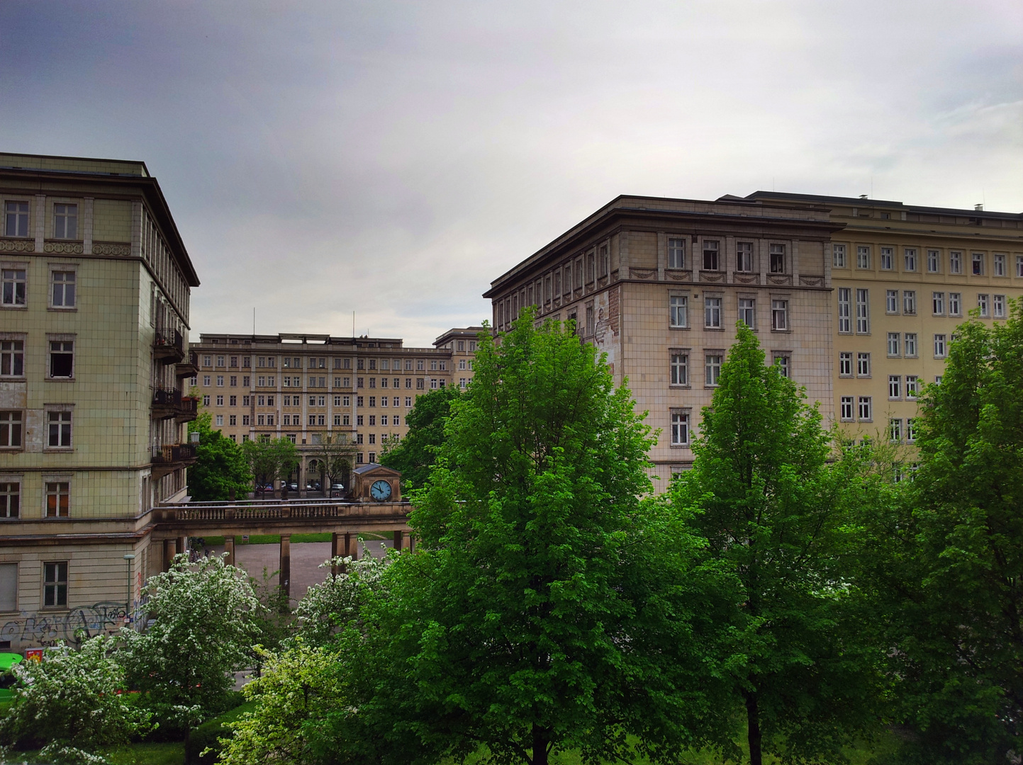 das Grüne Herz der Frankfurter Allee von Hinten