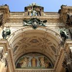 Das Hauptportal vom  Berliner Dom