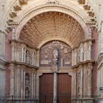 Das Hauptportal von La Seu