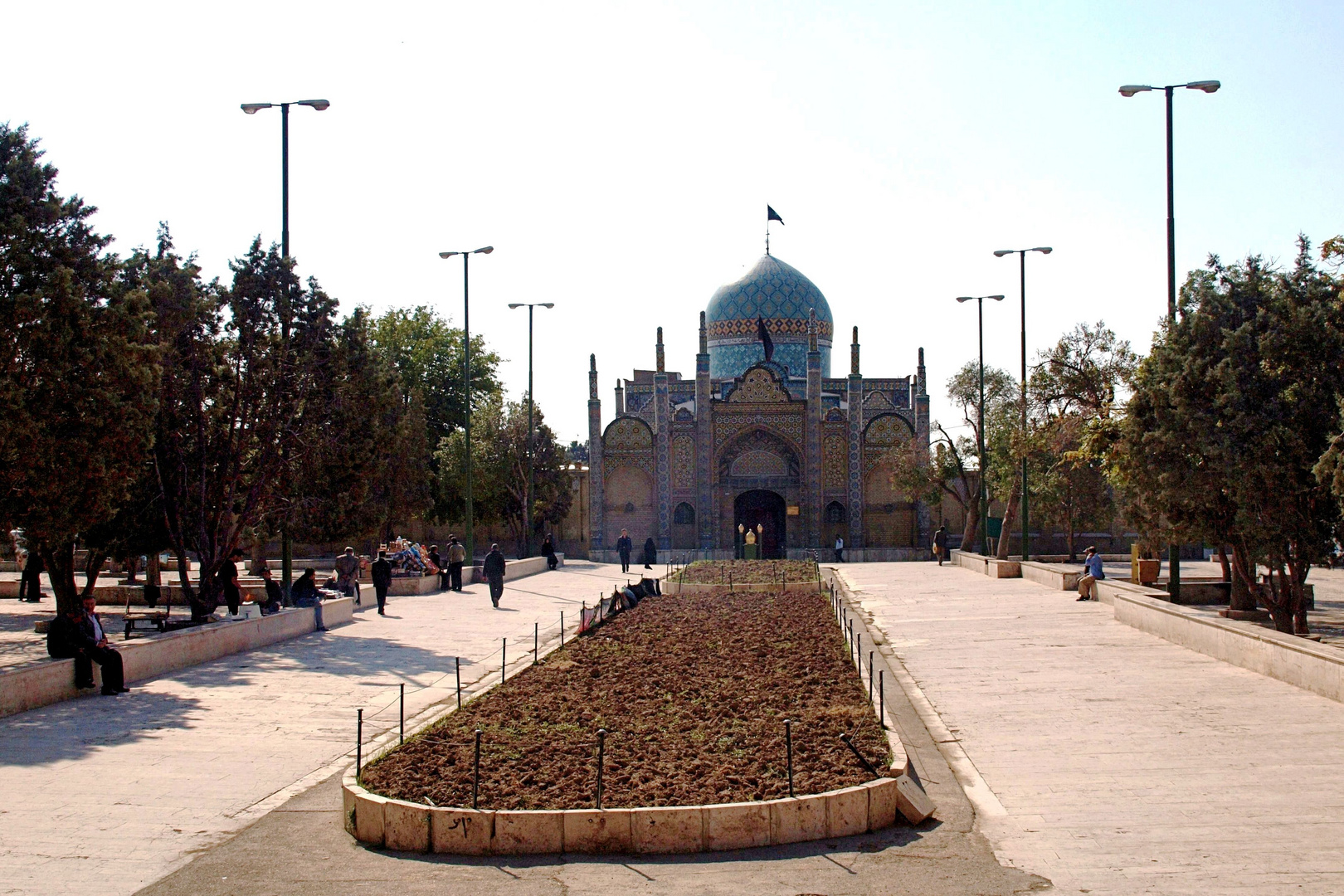 Das Hauptporttal des Imamzadeh Hoseyn Grabmal