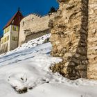 das Haus an der Burgmauer