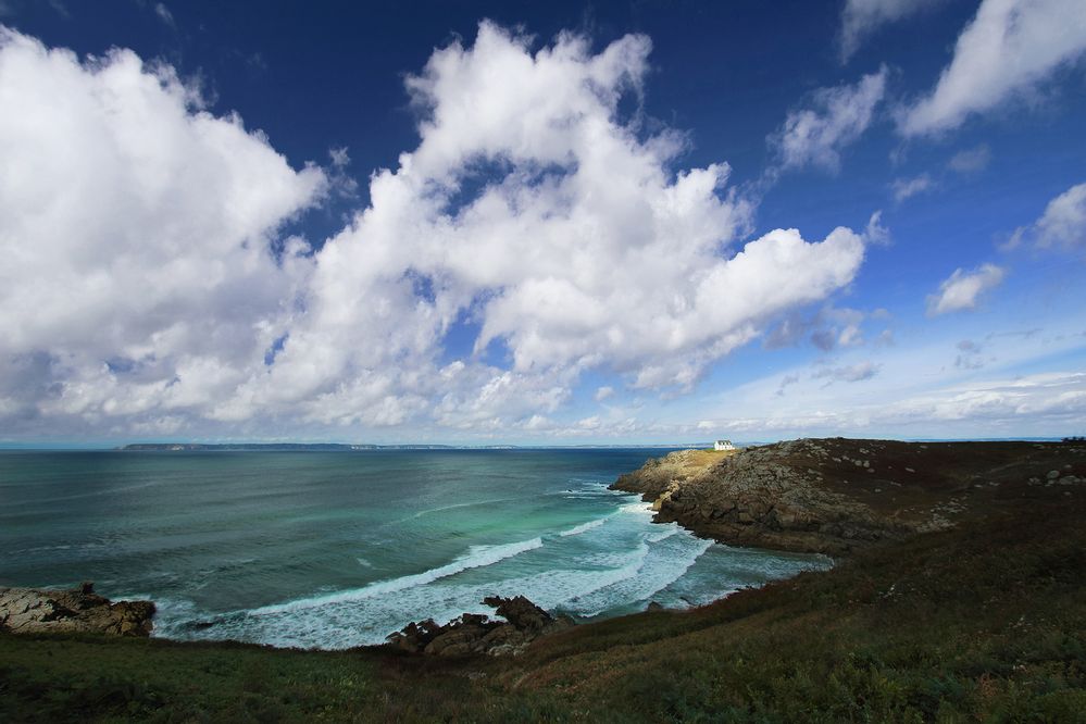 Das Haus auf den Klippen Foto & Bild france, world, wasser Bilder auf