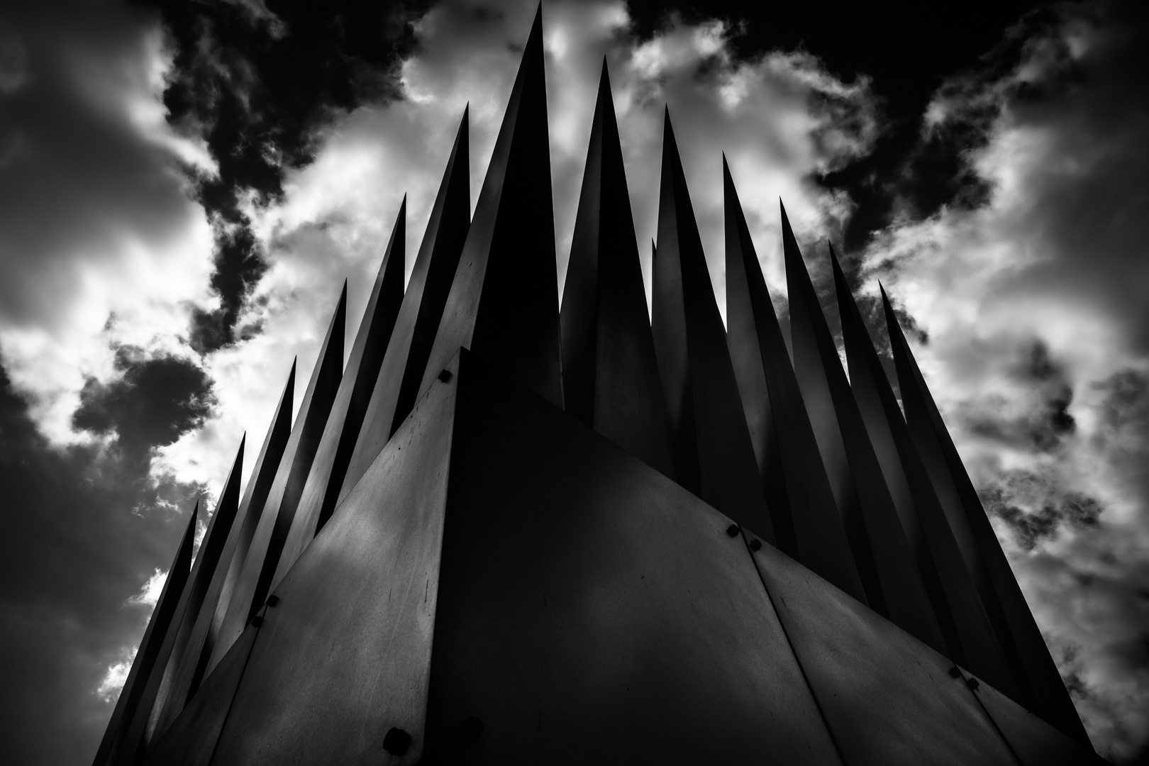 „Das Haus des Sohnes“: Skulptur für Jan Palach von John Hejduk, Prag 