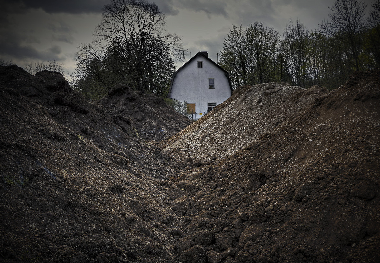 Das Haus hinter den Bergen.