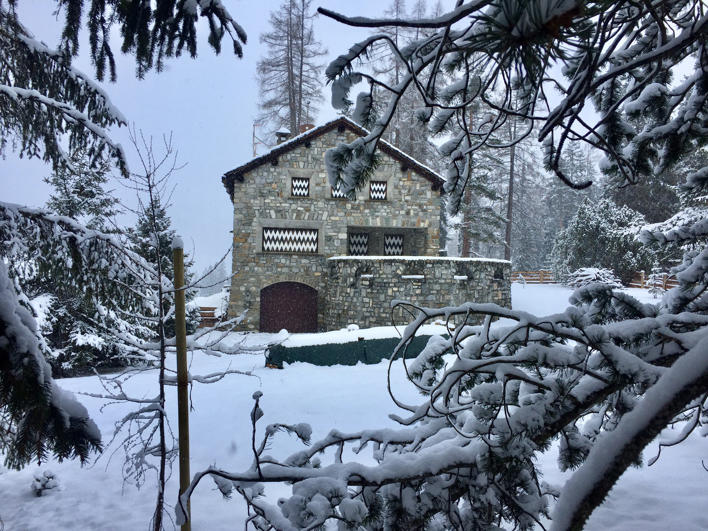 Das Haus im Schnee ...