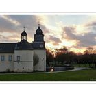 Das Haus oder auch Schloß Martfeld, in Schwelm ,gestern Abend bei schönen Sonnenuntergang.