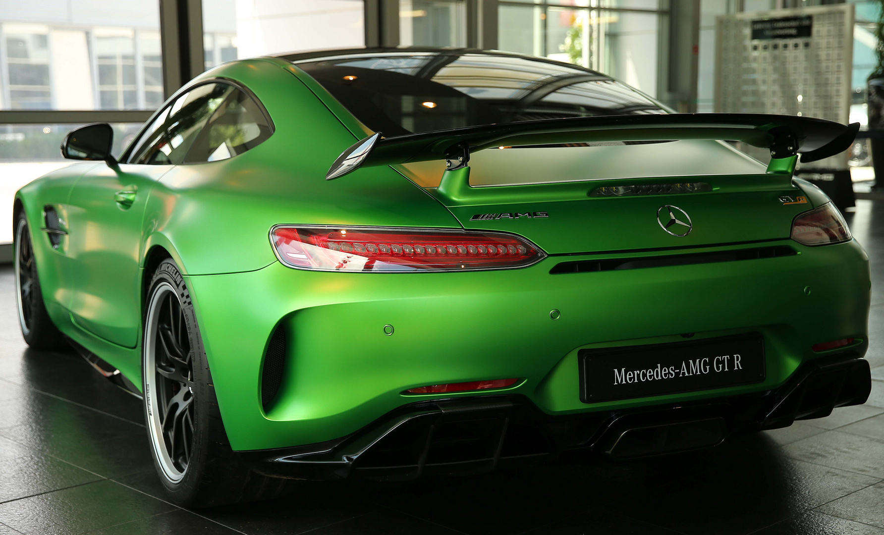 Das Heck des AMG GT-R