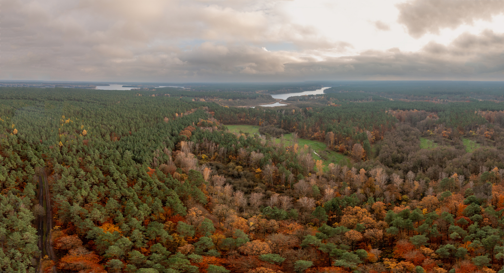 Das herbstliche Rhintal