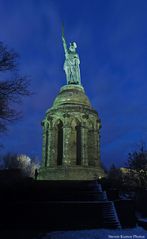 Das Hermannsdenkmal - zur blauen Stunde