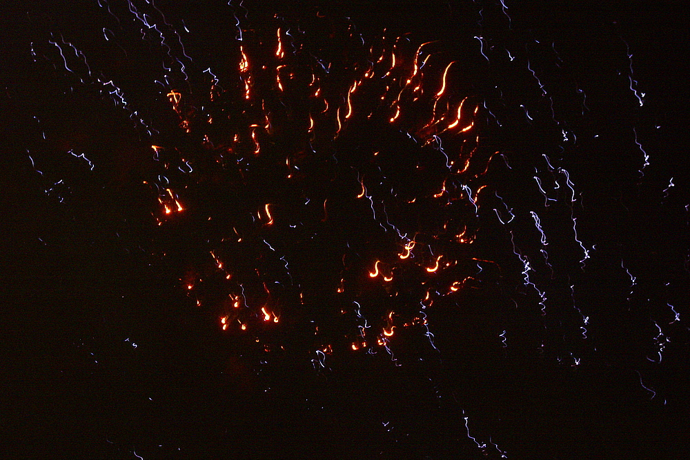 Das herzliche Feuerwerk zum Wochenbeginn für EUCH