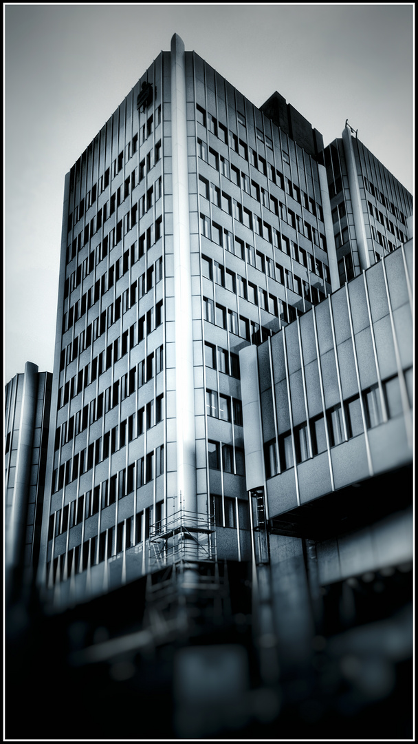 Das Hochhaus der Sparkasse am Raschplatz Hannover