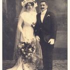 Das Hochzeitsfoto meiner Großeltern in Wien 1912.