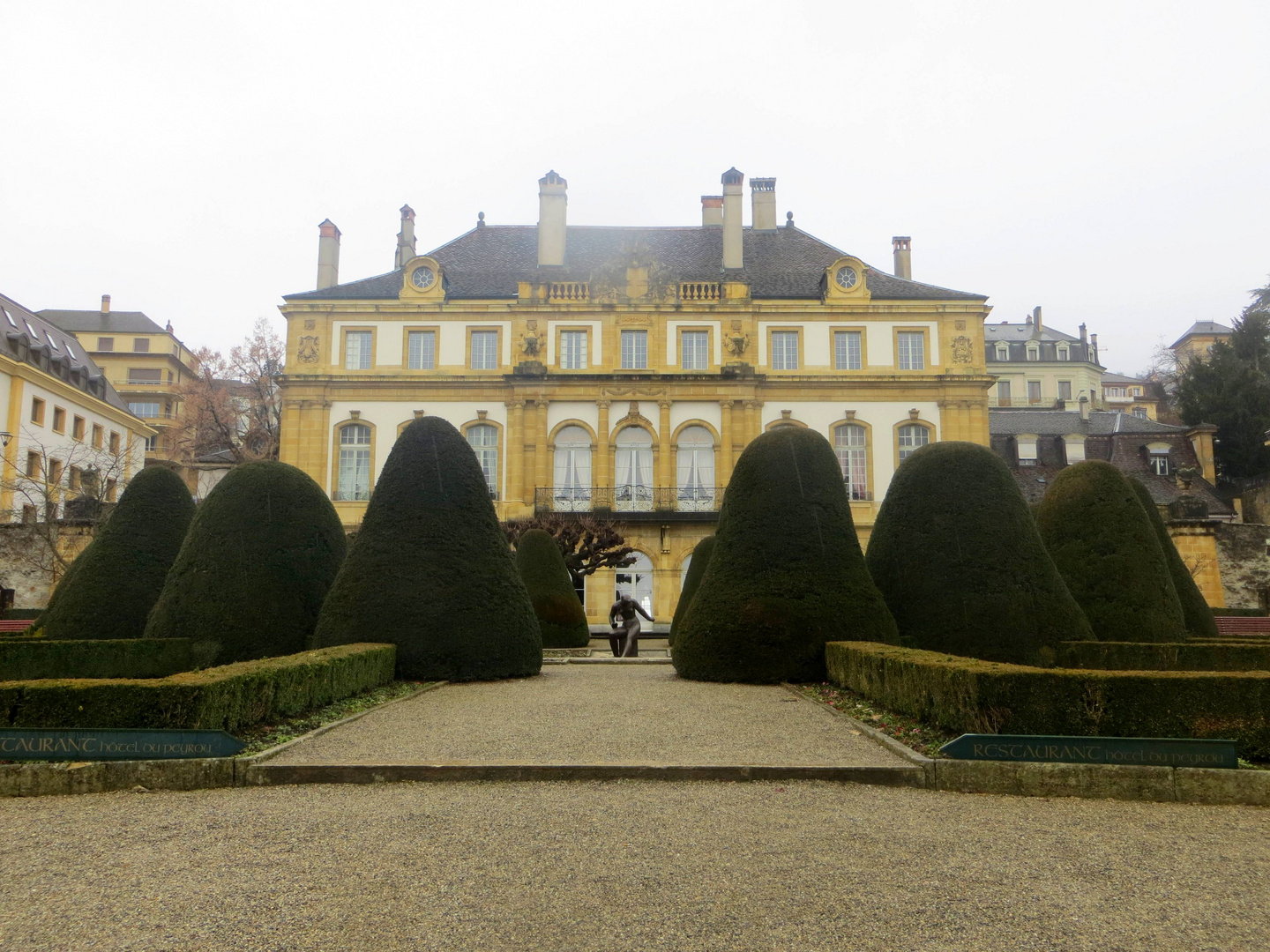 Das Hôtel Du Peyrou ...