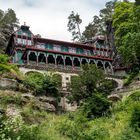 Das Hotel zwischen den Felsen