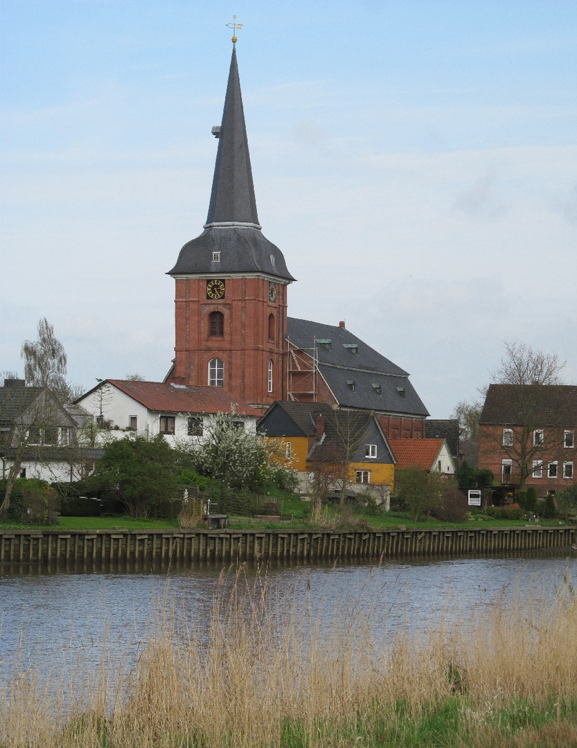 Das ist die sehr große Kirche in Osten