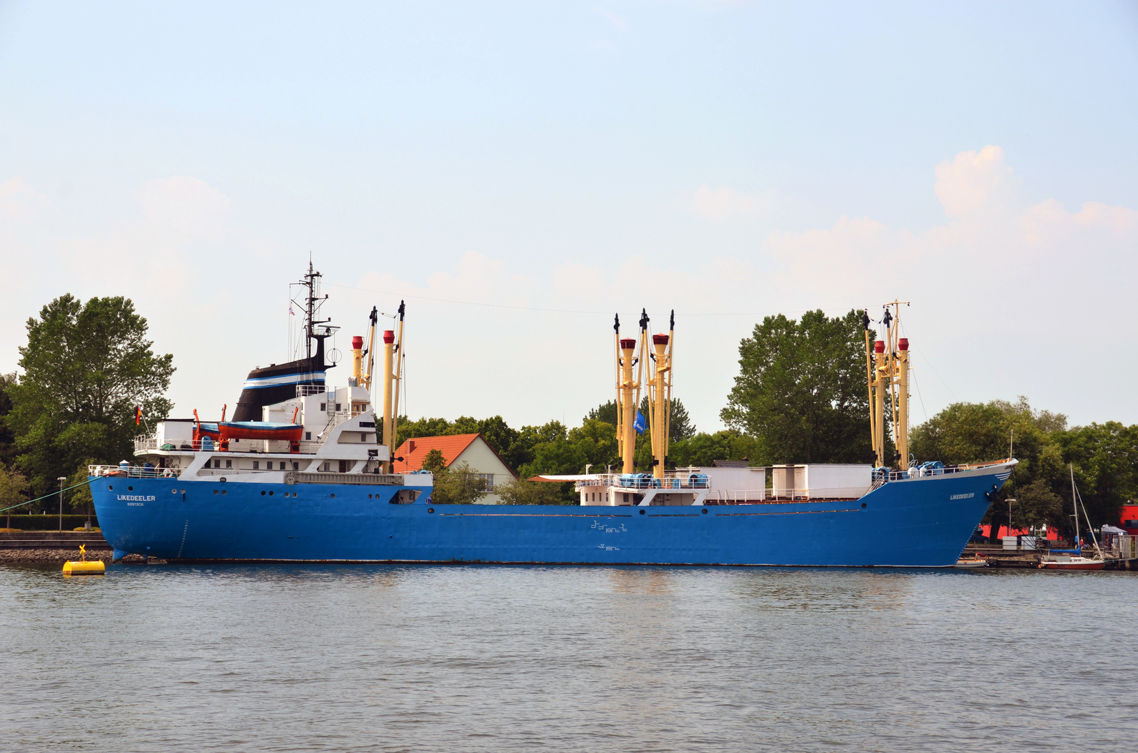 Das Jugendschiff "Likedeeler" in Rostock