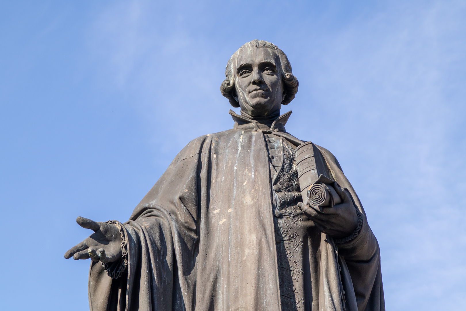 Das Justus Moeser Denkmal in Osnabrück