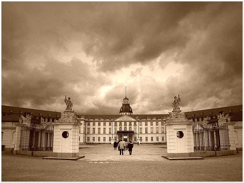 Das Karlsruher Schloss... von summermoon