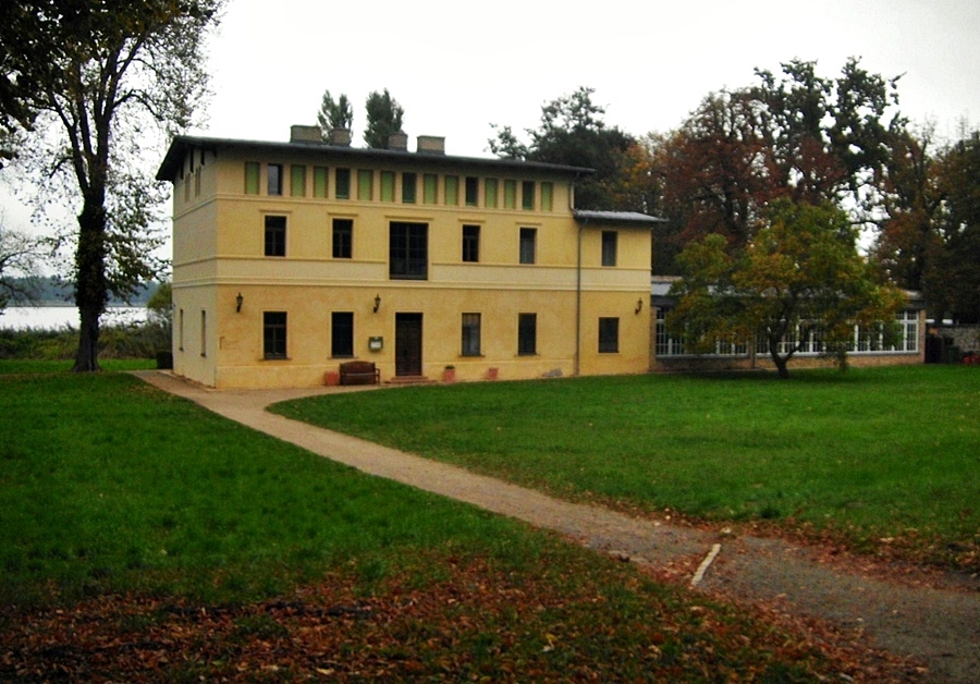 Das Kavalierhaus im Park von Caputh