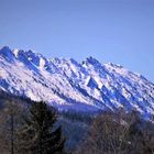 Das Kemetgebirge am blauen Montag