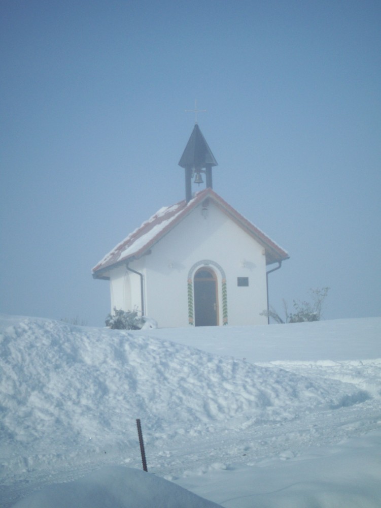 Das kleine Kirchlein von Michael Mengewein