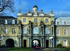 Das Koblenzer Tor in Bonn