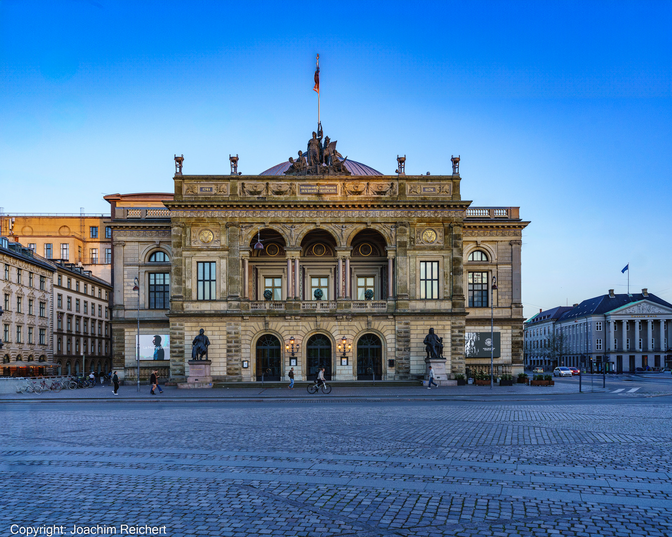 Das königliche dänische Theater auf dem Platz "kongens nytorv" in Kopenhagen