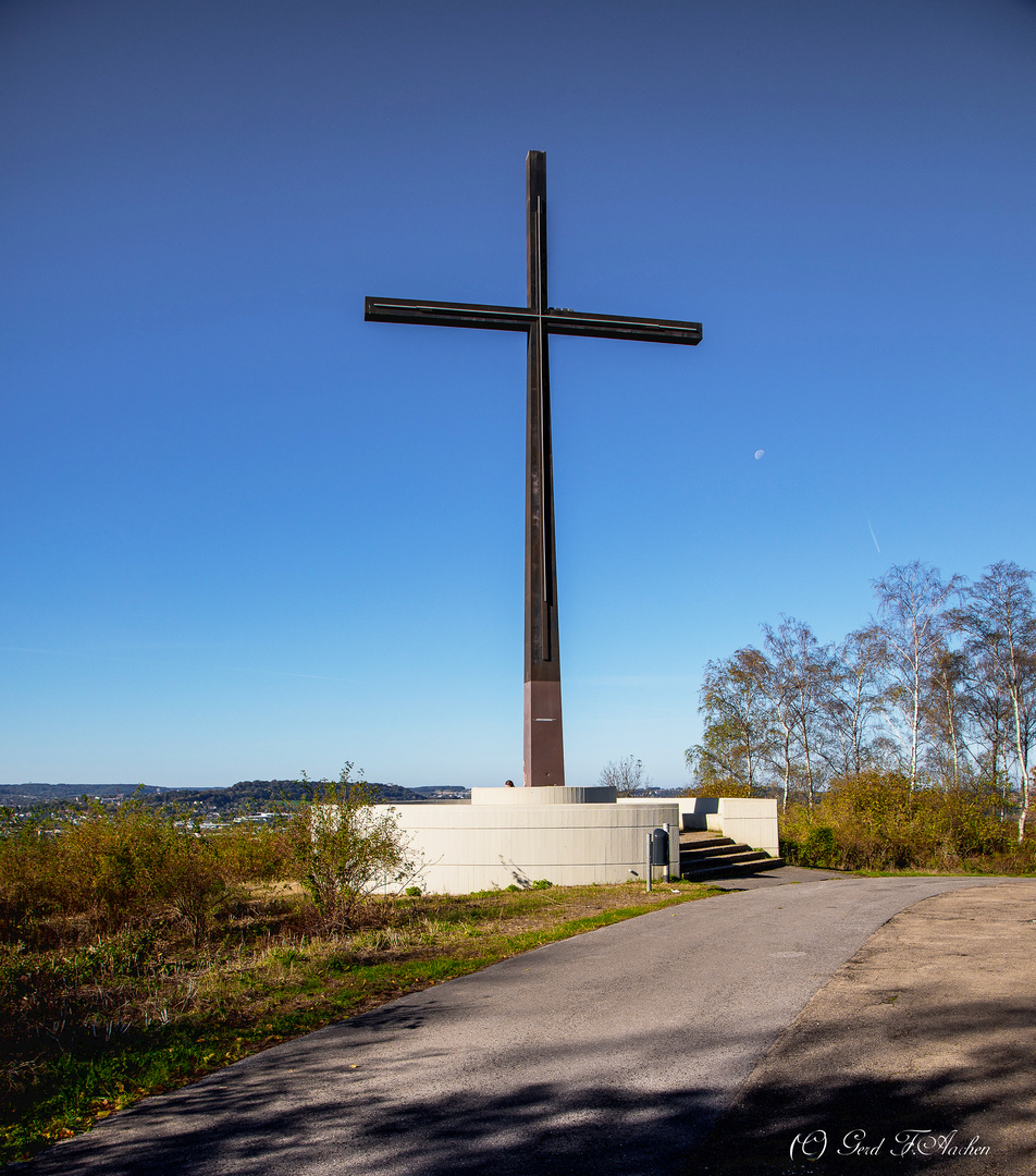Das Kreuz auf dem Haarberg (AachenHaaren) Foto & Bild spezial