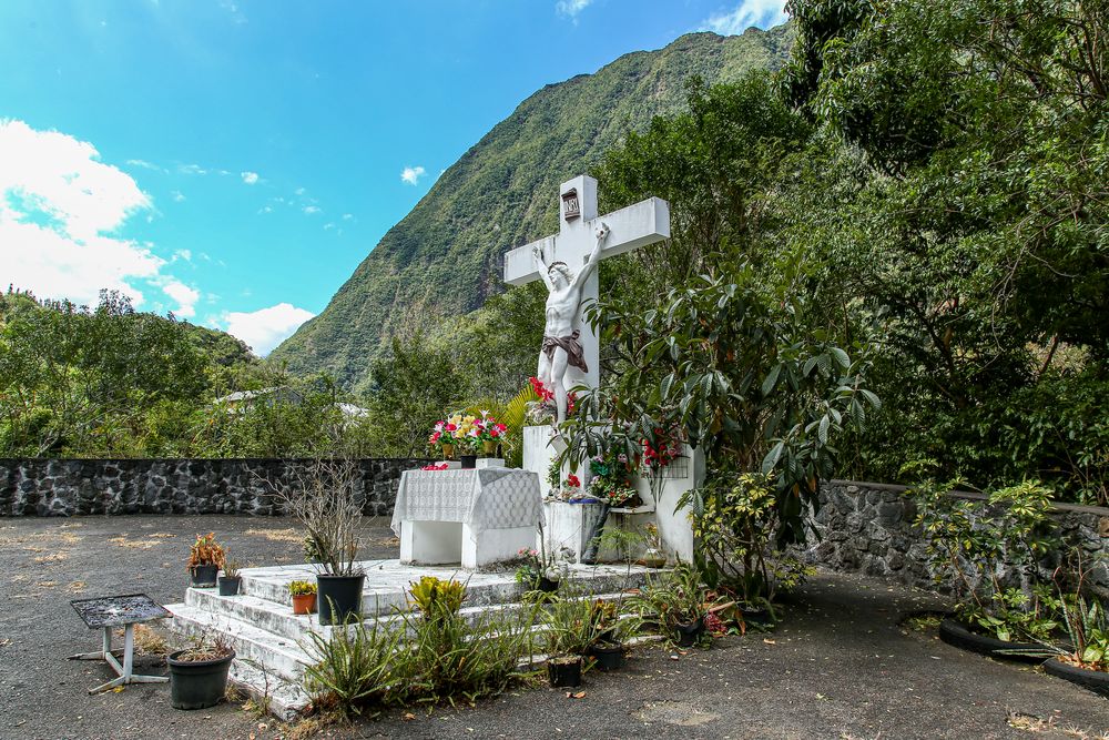 Das Kreuz im Gebirge